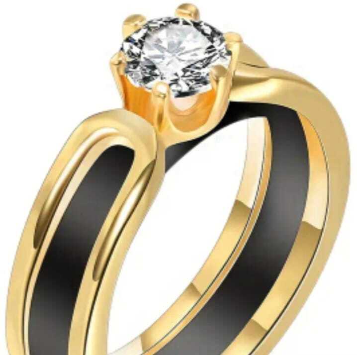 Women’s Luxury 6mm Wedding Ring – 18K Gold Plated with Black Ceramic